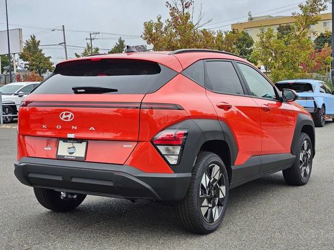 New 2025 Hyundai Kona SEL image 7