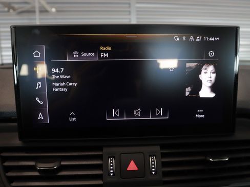 Used 2024 Audi Q5 2.0T Premium w/ Convenience Package image 23