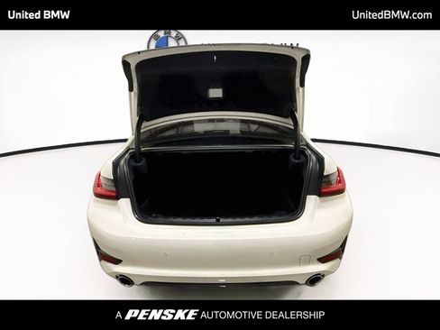 Used 2020 BMW 330i Sedan w/ Convenience Package RWD image 14