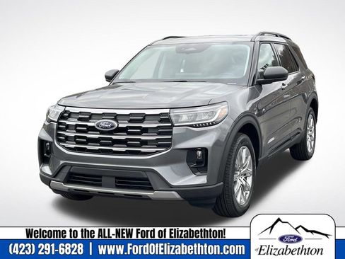 New 2026 Ford Explorer Active w/ Active Comfort Package image 8