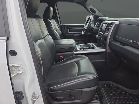 Used 2016 RAM 1500 Limited image 31