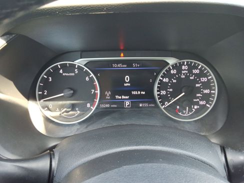 Used 2022 Nissan Sentra SV FWD image 14