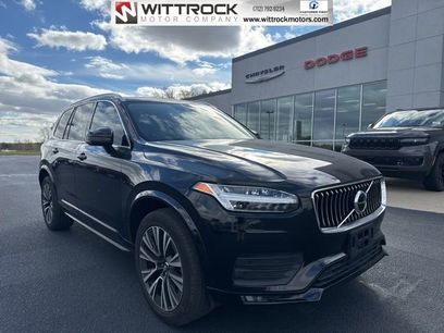 Used 2022 Volvo XC90 T6 Momentum w/ Climate Package
