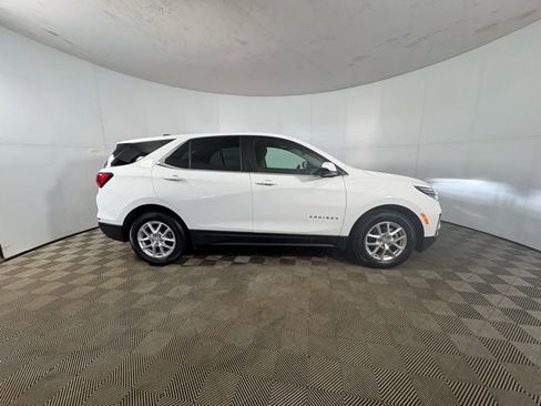 Certified 2024 Chevrolet Equinox LT w/ LPO, Floor Liner Package image 5