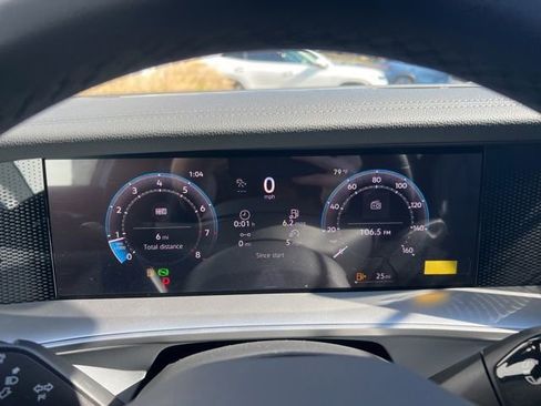 New 2026 Volkswagen Tiguan SE R-Line image 6