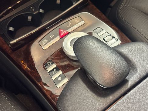 Used 2013 Mercedes-Benz S 550 image 7