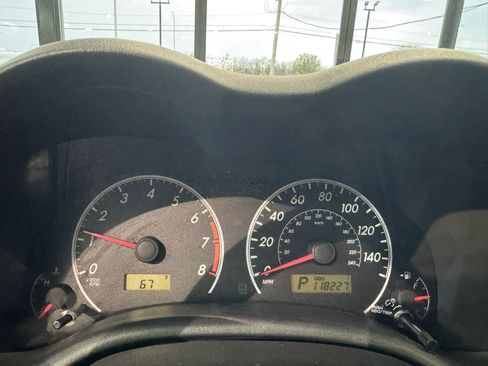 Used 2013 Toyota Corolla LE image 22