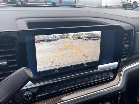 New 2026 Chevrolet Silverado 1500 LT image 22