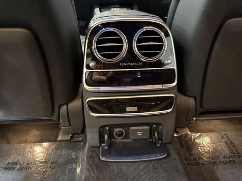 Used 2019 Mercedes-Benz Maybach S 560 4MATIC image 96