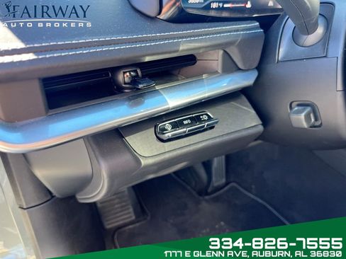 Used 2023 Chevrolet Corvette Stingray Premium Cpe w/ 3LT image 17