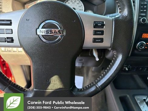 Used 2018 Nissan Frontier PRO-4X AWD/4WD image 16