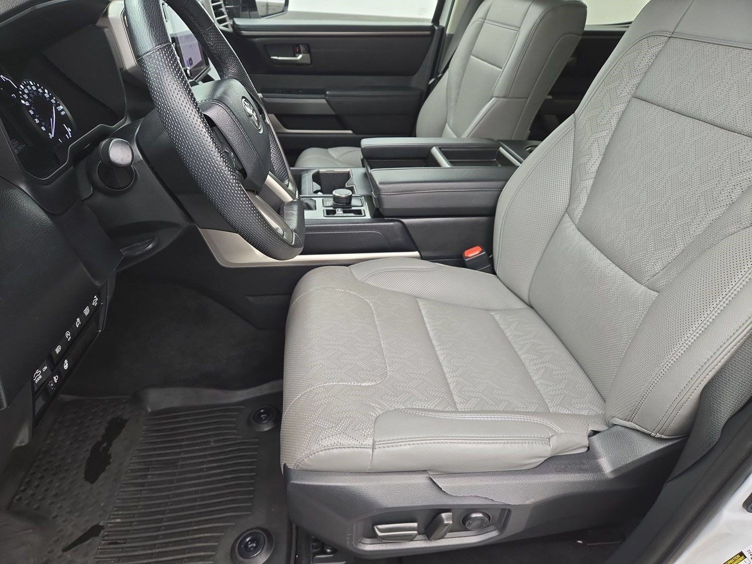 Used 2024 Toyota Tundra SR5 w/ SR5 Premium Package AWD/4WD image 15
