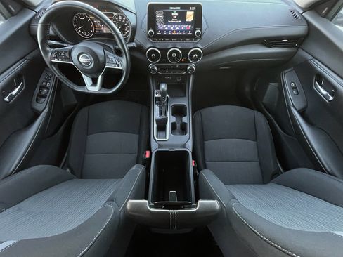 Used 2022 Nissan Sentra SV image 25