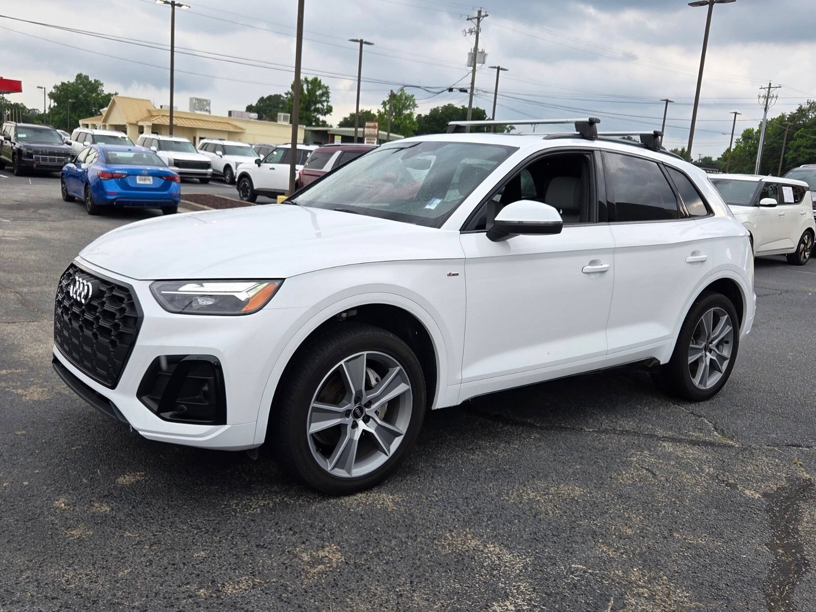 Used 2025 Audi Q5 2.0T Premium AWD/4WD image 3
