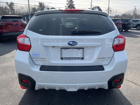 Used 2017 Subaru Crosstrek 2.0i Premium image 5
