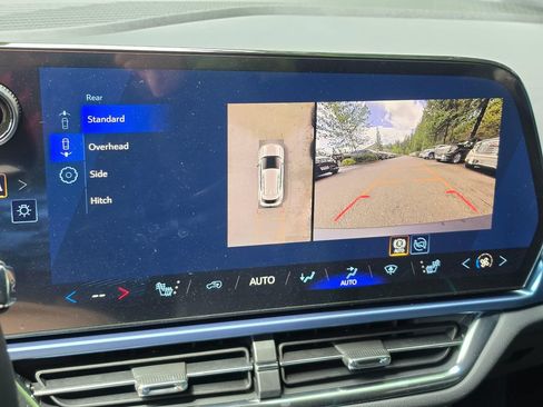 New 2026 Chevrolet Equinox EV LT AWD/4WD image 27