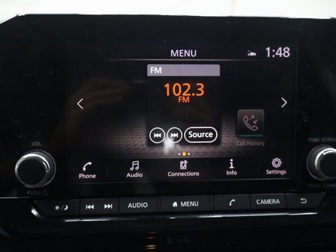 Used 2022 Nissan Pathfinder SV image 23