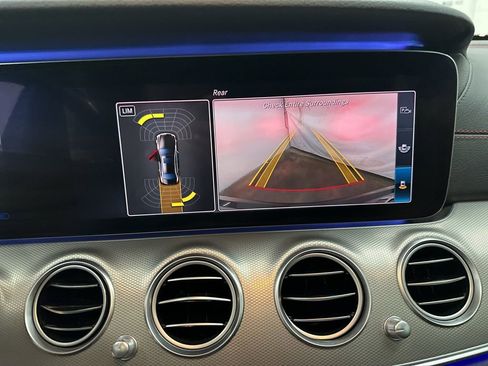 Certified 2018 Mercedes-Benz E 43 AMG 4MATIC Sedan image 18