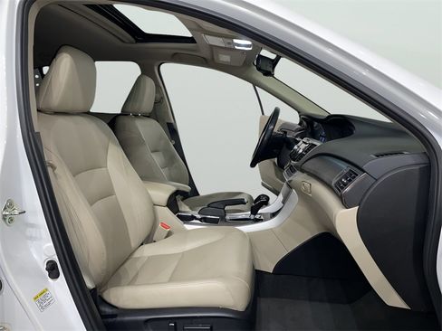 Used 2014 Honda Accord EX-L image 11