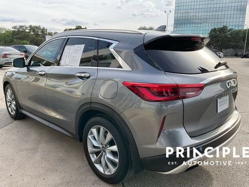 Used 2020 INFINITI QX50 Luxe w/ Navigation Package FWD image 6