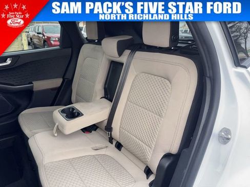 Used 2020 Ford Escape SE image 29