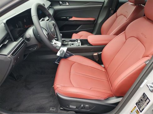 New 2026 Kia K5 GT-Line image 5