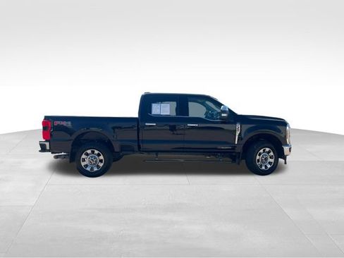Used 2024 Ford F350 Lariat w/ Chrome Package AWD/4WD image 9