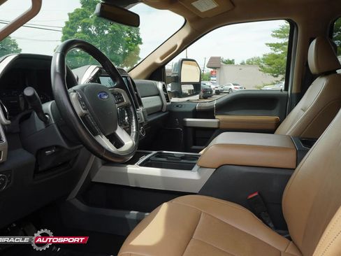 Used 2022 Ford F350 Lariat w/ Chrome Package AWD/4WD image 21