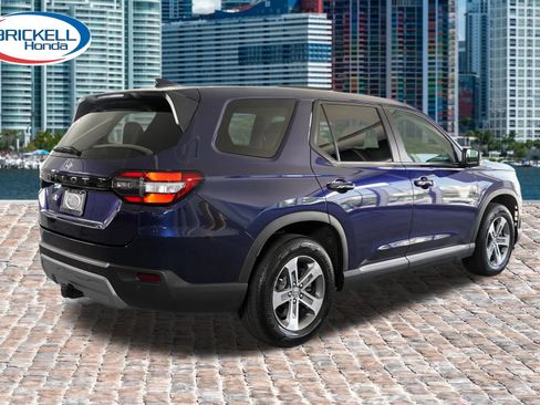 Certified 2023 Honda Pilot EX-L image 8
