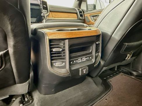 Used 2023 RAM 1500 Limited AWD/4WD image 38