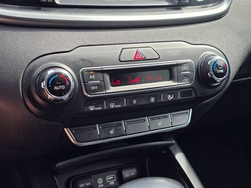 Used 2019 Kia Sorento AWD w/ Option Group 020 image 21