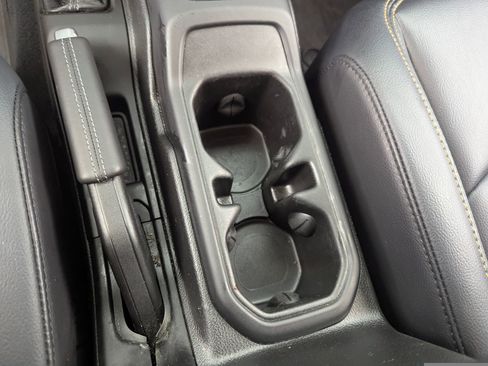 Used 2024 Jeep Wrangler Unlimited Sahara image 20