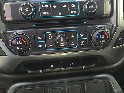 Used 2018 Chevrolet Silverado 1500 LTZ w/ Max Trailering Package AWD/4WD image 24