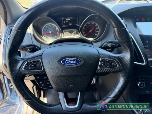 Used 2018 Ford Focus ST FWD image 22