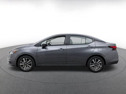 Used 2025 Nissan Versa SV FWD image 4