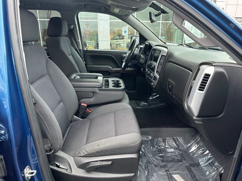 Used 2018 GMC Sierra 1500 SLE image 17