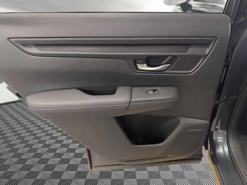 Used 2024 Honda CR-V EX image 17
