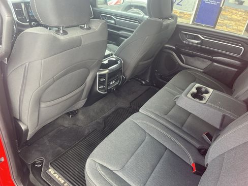 Used 2022 RAM 1500 Big Horn AWD/4WD image 18