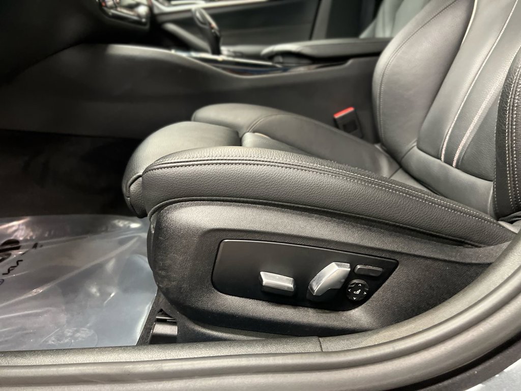 Used 2019 BMW 540i xDrive w/ Convenience Package AWD/4WD image 33