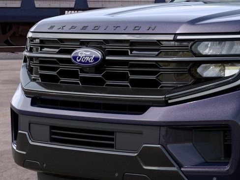 New 2027 Ford Expedition Platinum AWD/4WD image 17