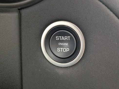 Used 2026 Land Rover Range Rover Velar Dynamic SE AWD/4WD image 29