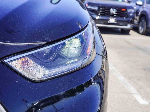 Used 2021 Toyota Highlander XLE image 10