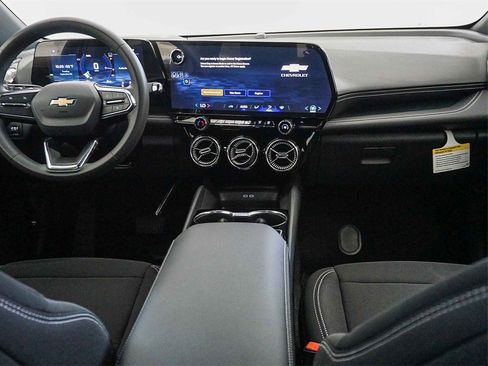 New 2026 Chevrolet Blazer EV LT image 15