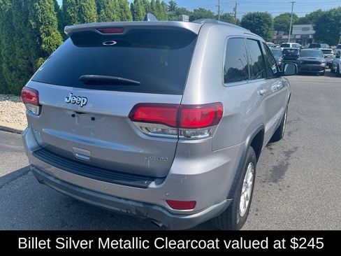 Used 2020 Jeep Grand Cherokee Laredo AWD/4WD image 3
