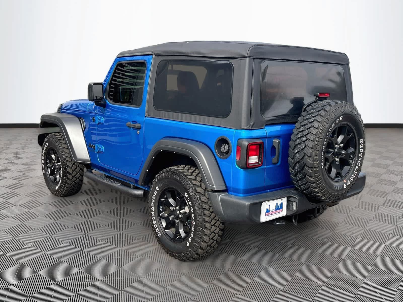 Used 2021 Jeep Wrangler Sport AWD/4WD image 7