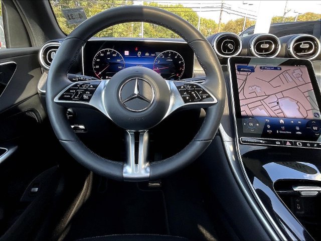 Used 2026 Mercedes-Benz GLC 300 4MATIC image 10