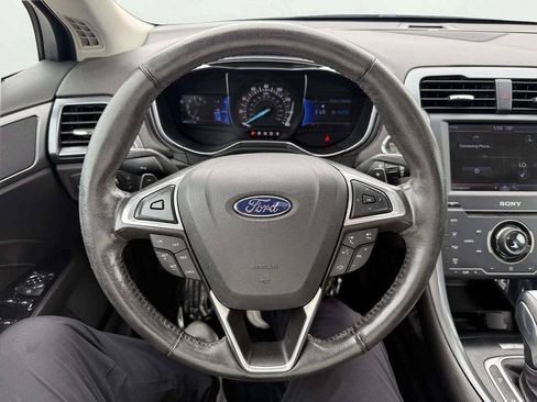 Used 2013 Ford Fusion Titanium FWD image 16
