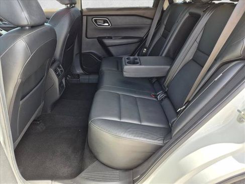 Used 2021 Nissan Rogue SL w/ Premium Package AWD/4WD image 21