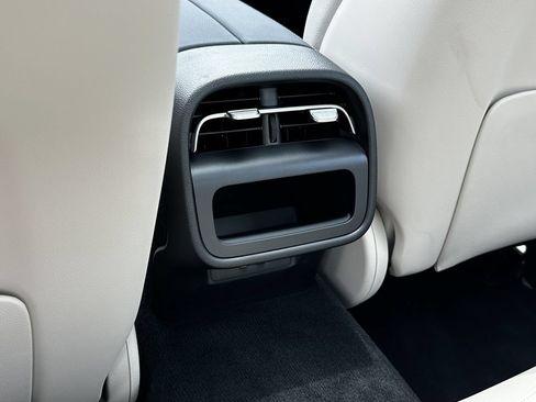 Certified 2026 Mercedes-Benz E 450 4MATIC Sedan image 25