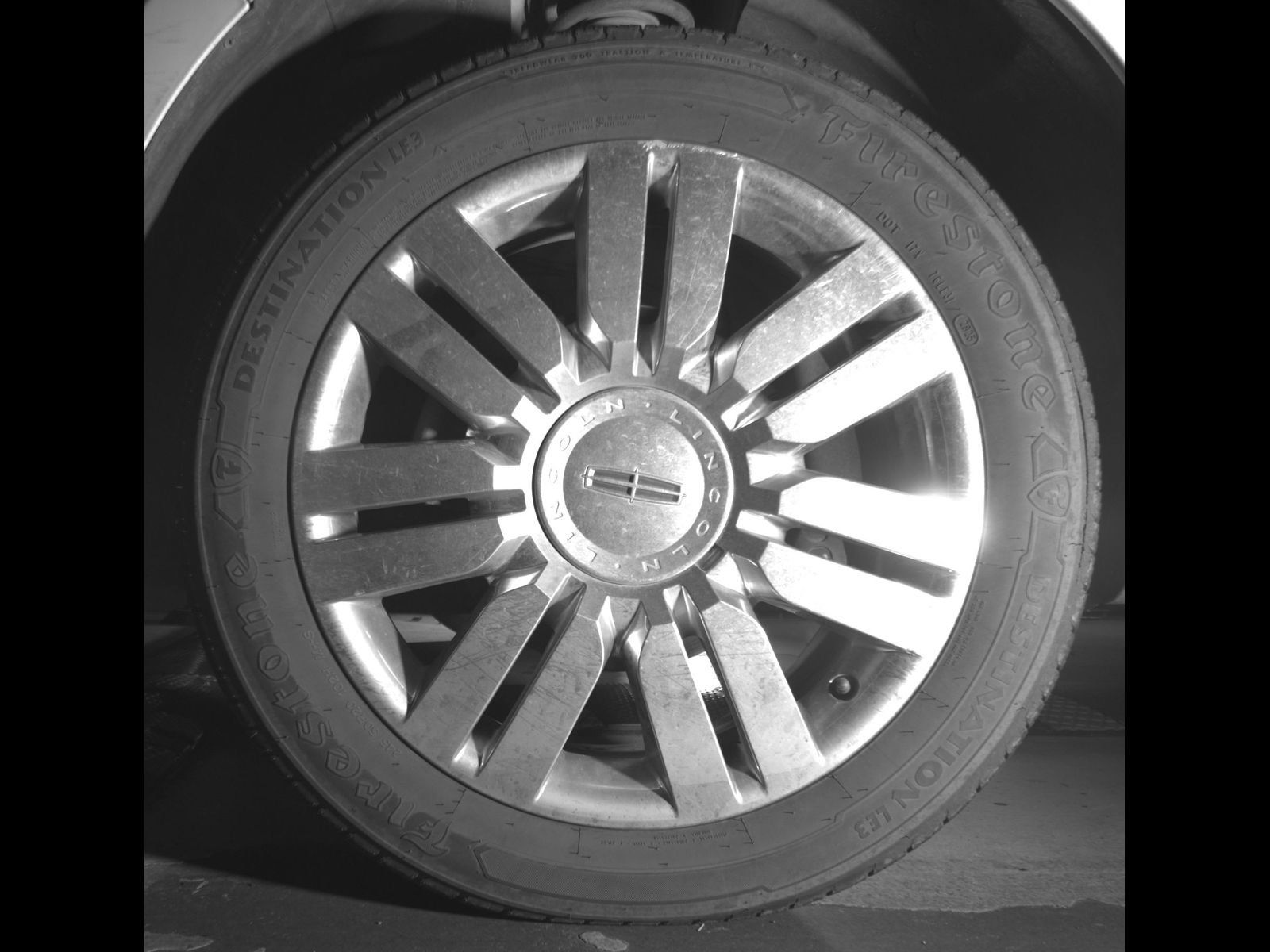 Used 2010 Lincoln MKX AWD image 10